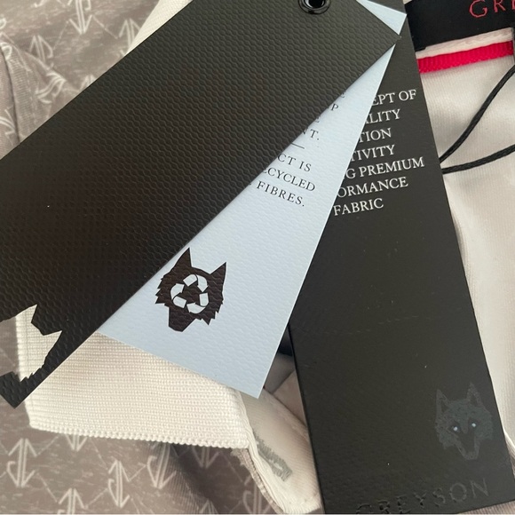 New! GREYSON Grey Short Sleeves Wolf Links Scarlett Polo Shirt 37533 - Picture 6 of 9